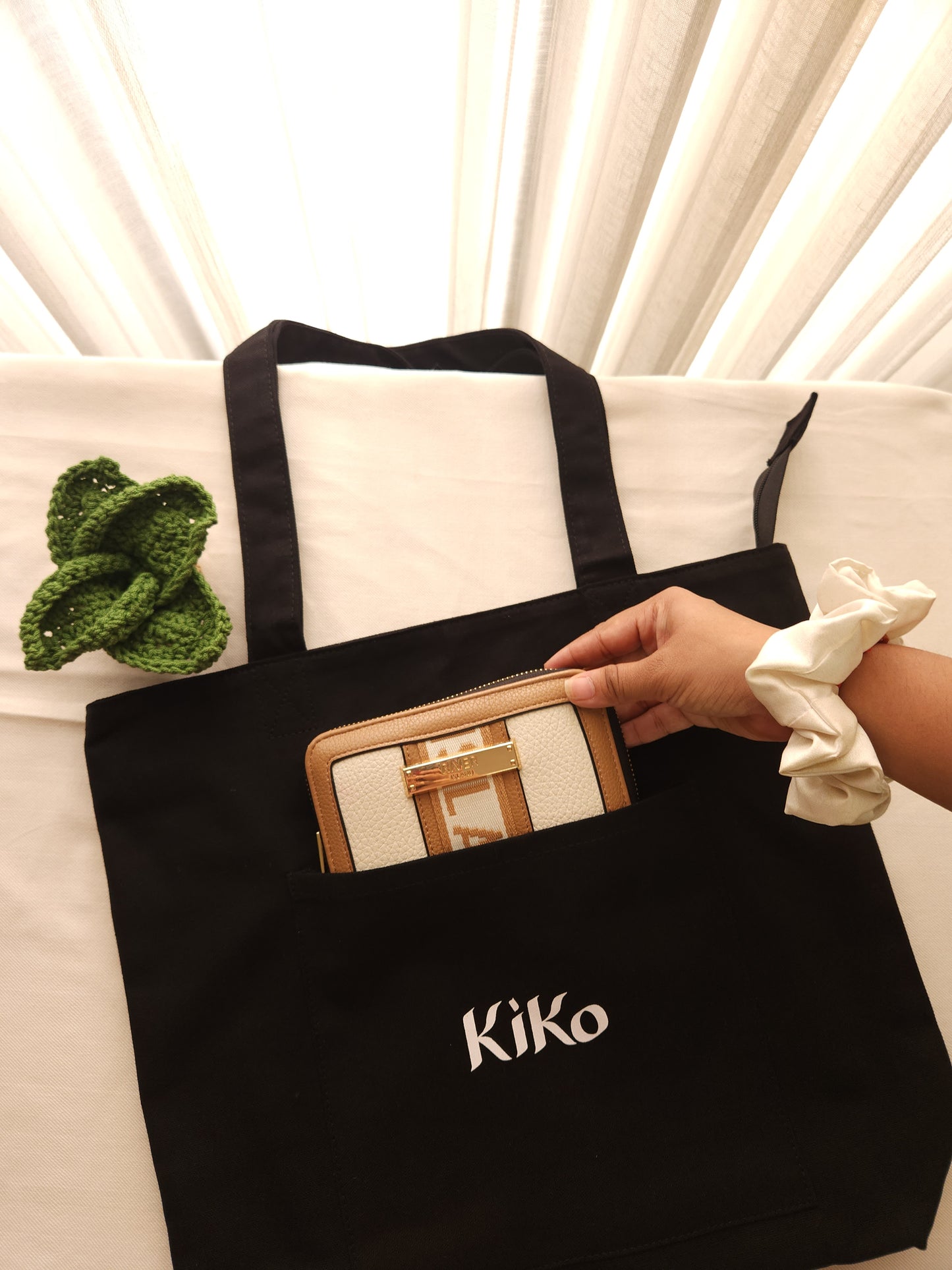 Super Tote