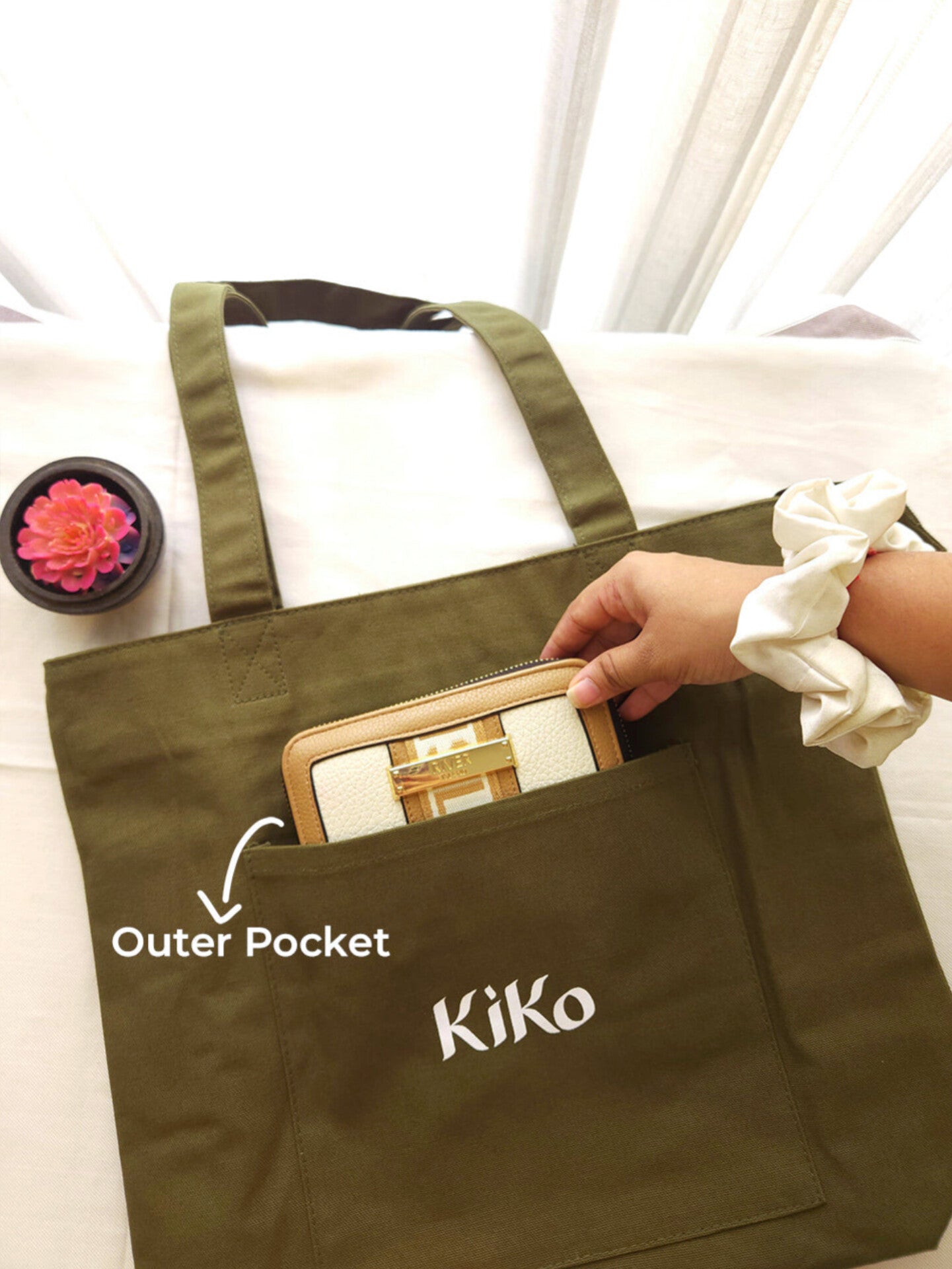 Super Tote